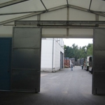 Lagerhalle mit Tor