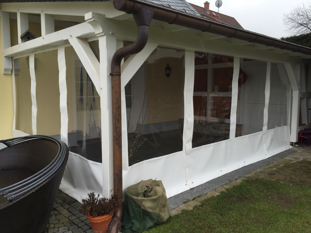 Terrassenverkleidung aus Plane